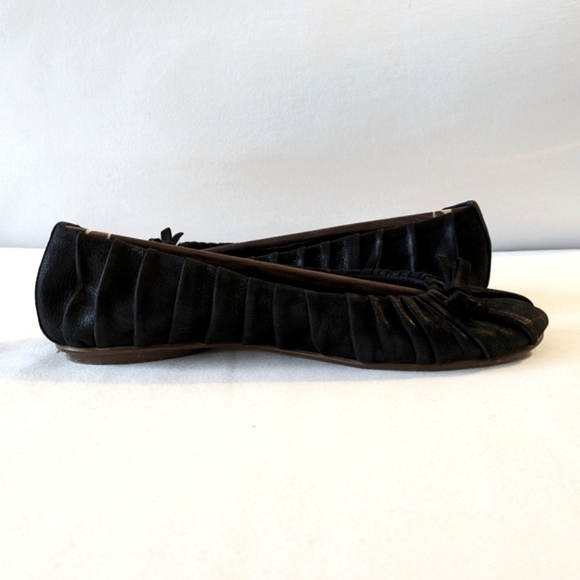 Zara. Flats. Black. Size 37 - Picture 5 of 16